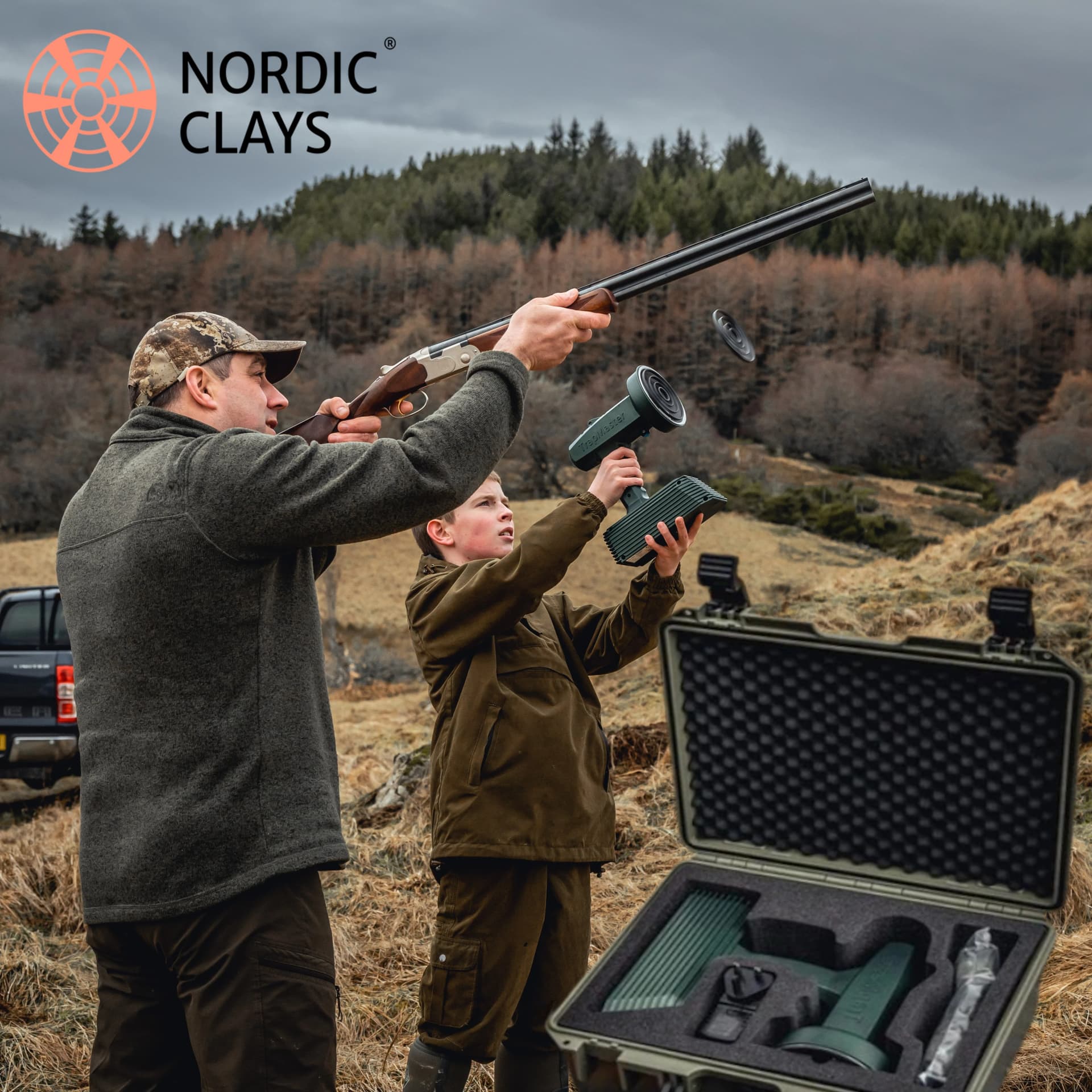Nordic Clays Trapmaster Battery-Operated Handheld Clay Pigeon Thrower Canada - Image 1